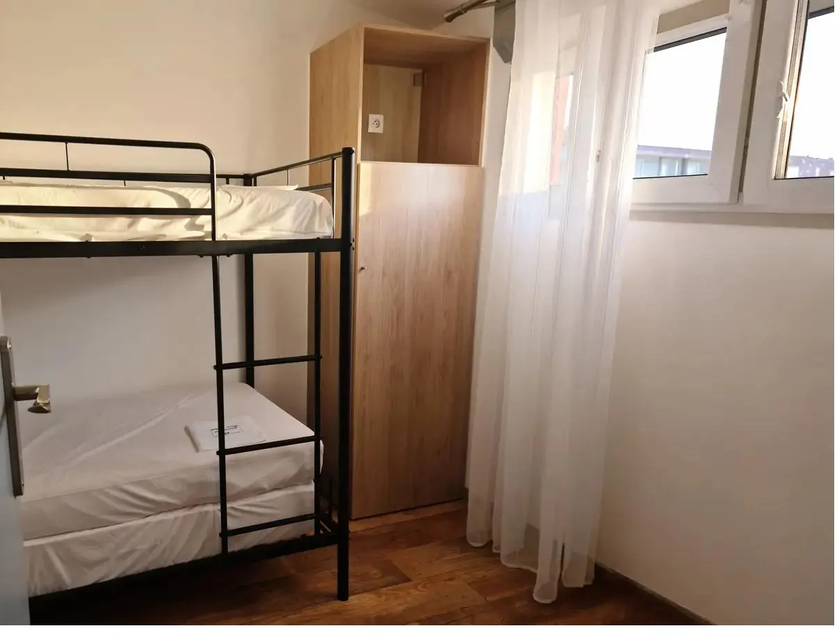 Chambre lits superposés / Bunk bed bedroom